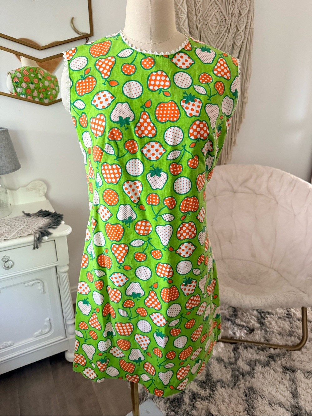 Vintage handmade one of a kind green Fruit-Print Midi Dress